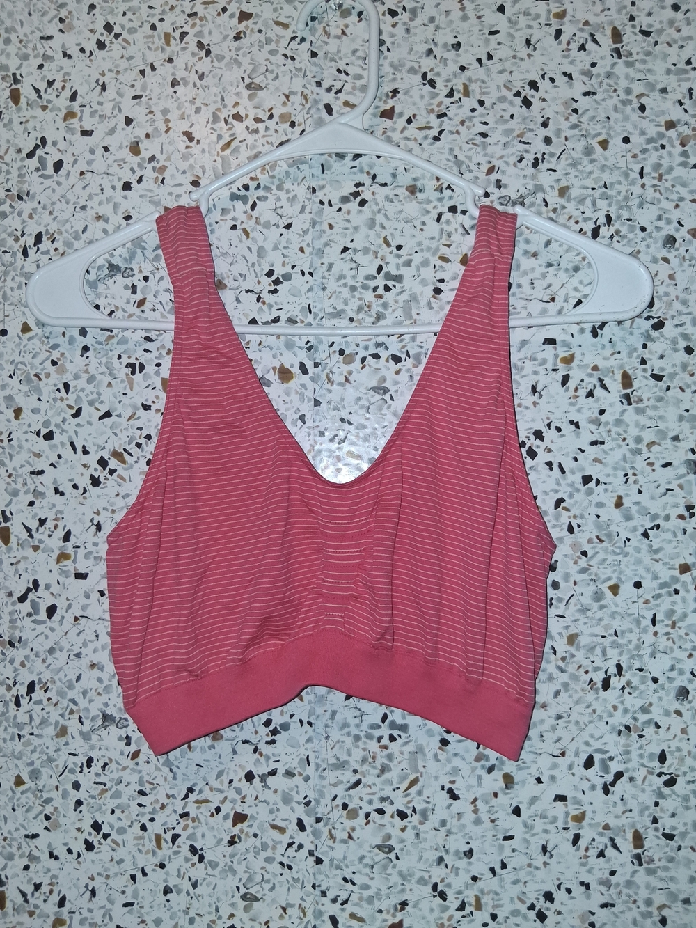 Bali Everyday Bra Size XL Striped Coral And White Unpadded Wireless Stretch